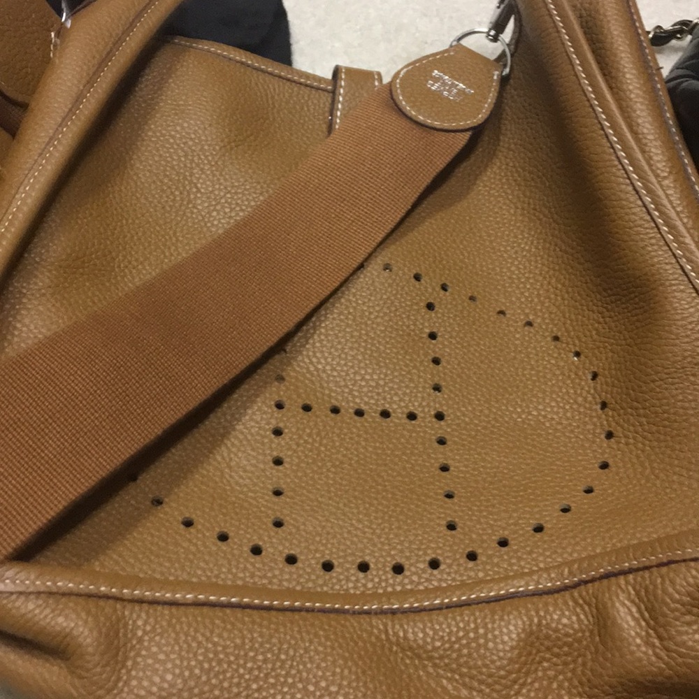 Hermès both in Korea I travel